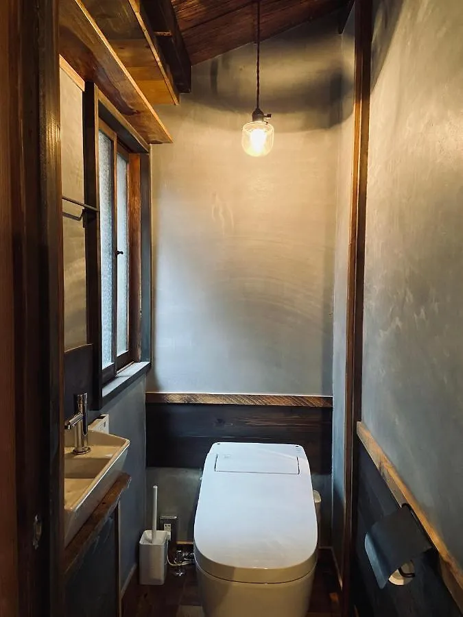 六根ゲストハウス Rokkon Guest House Kyoto
