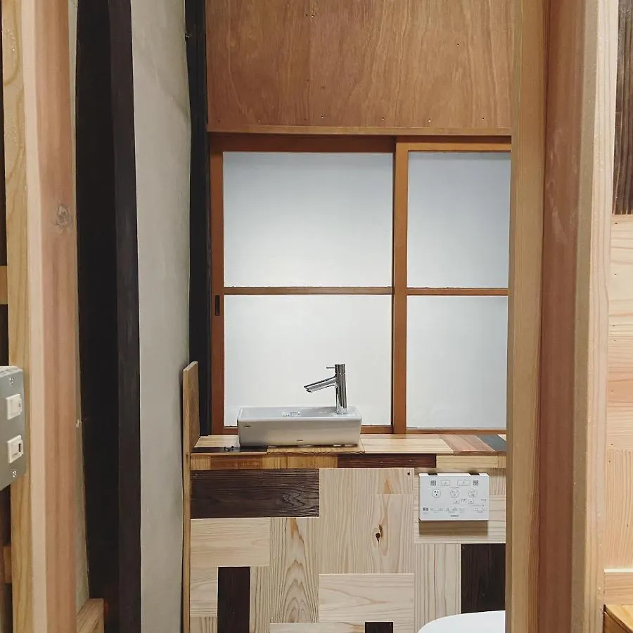 六根ゲストハウス Rokkon Guest House Kyoto Japan