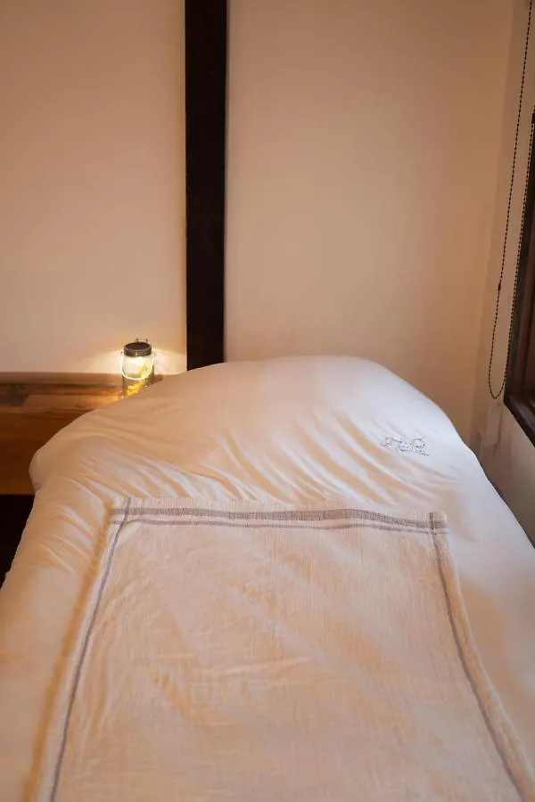 六根ゲストハウス Rokkon Guest House Kyoto Japan