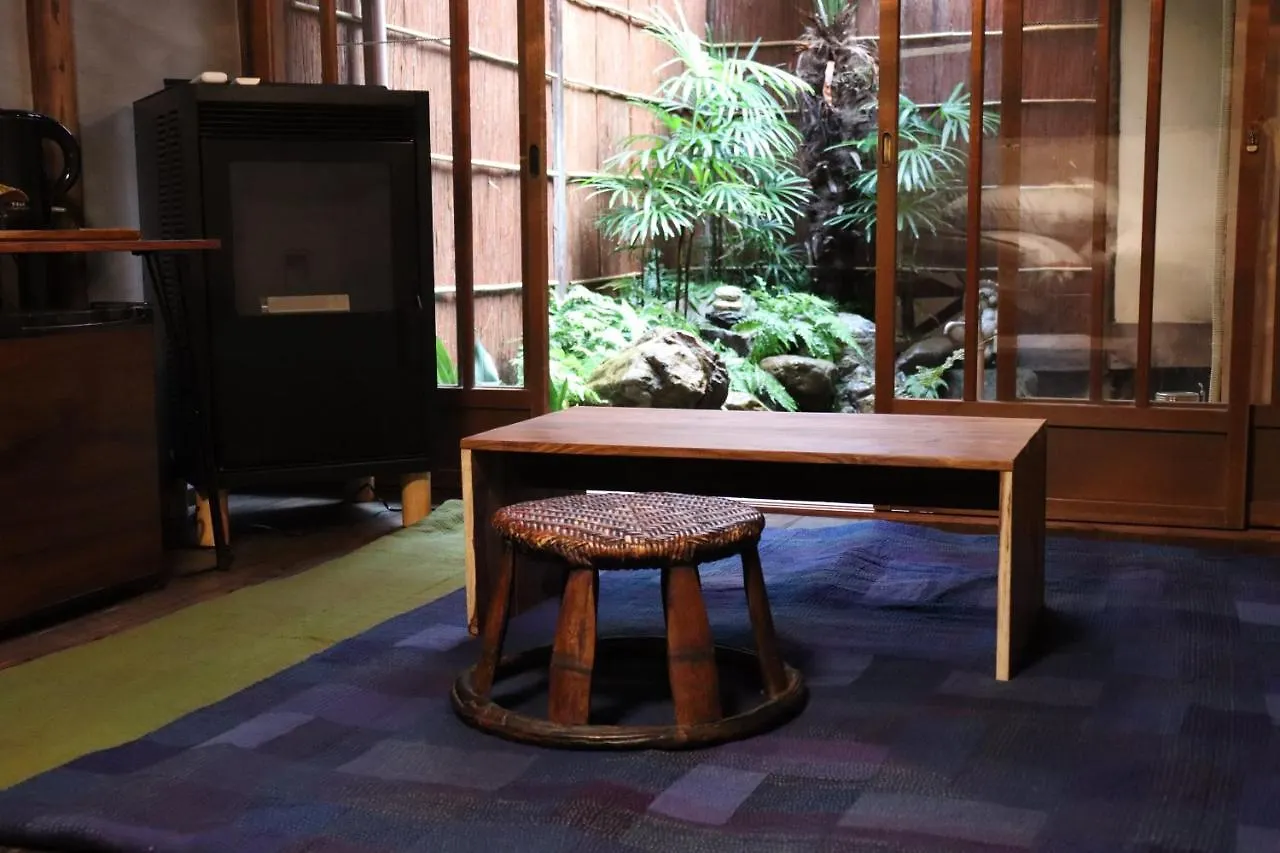 六根ゲストハウス Rokkon Guest House Kyoto